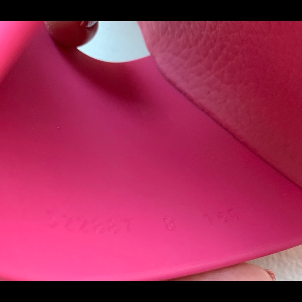 SOLD Gucci Rubber Pink Logo Slides - Picture 9 of 10